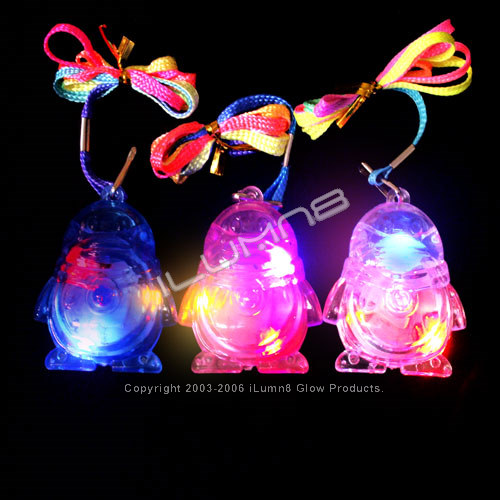 Flashing Penguin Necklaces Pack of 20